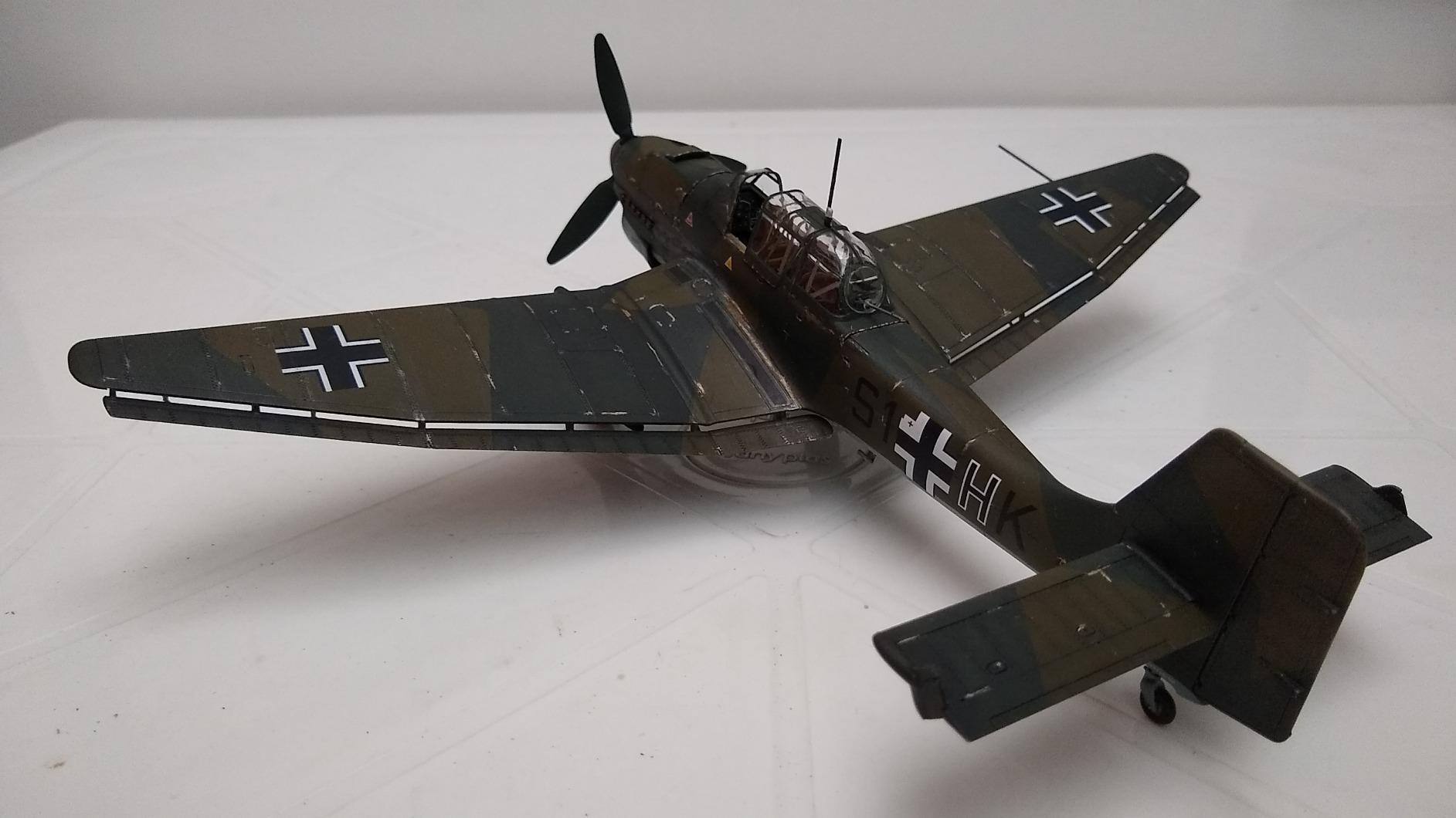 Airfix Model Airplane Kit - A05120B Messerschmitt Bf109E-4 / E-1 Military Aviation Plastic Model Kit, Multicolor - Scale 1:48 customer photo 1