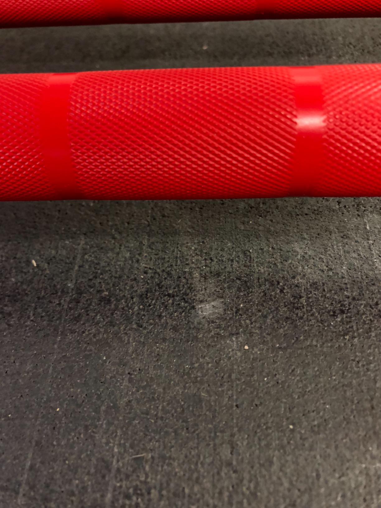 Synergee Games 15kg and 20kg Colored Ceramic Coated Barbells. Rated 1500lbs for Weightlifting and Powerlifting. Black, Red, Grey, Pink customer photo 1