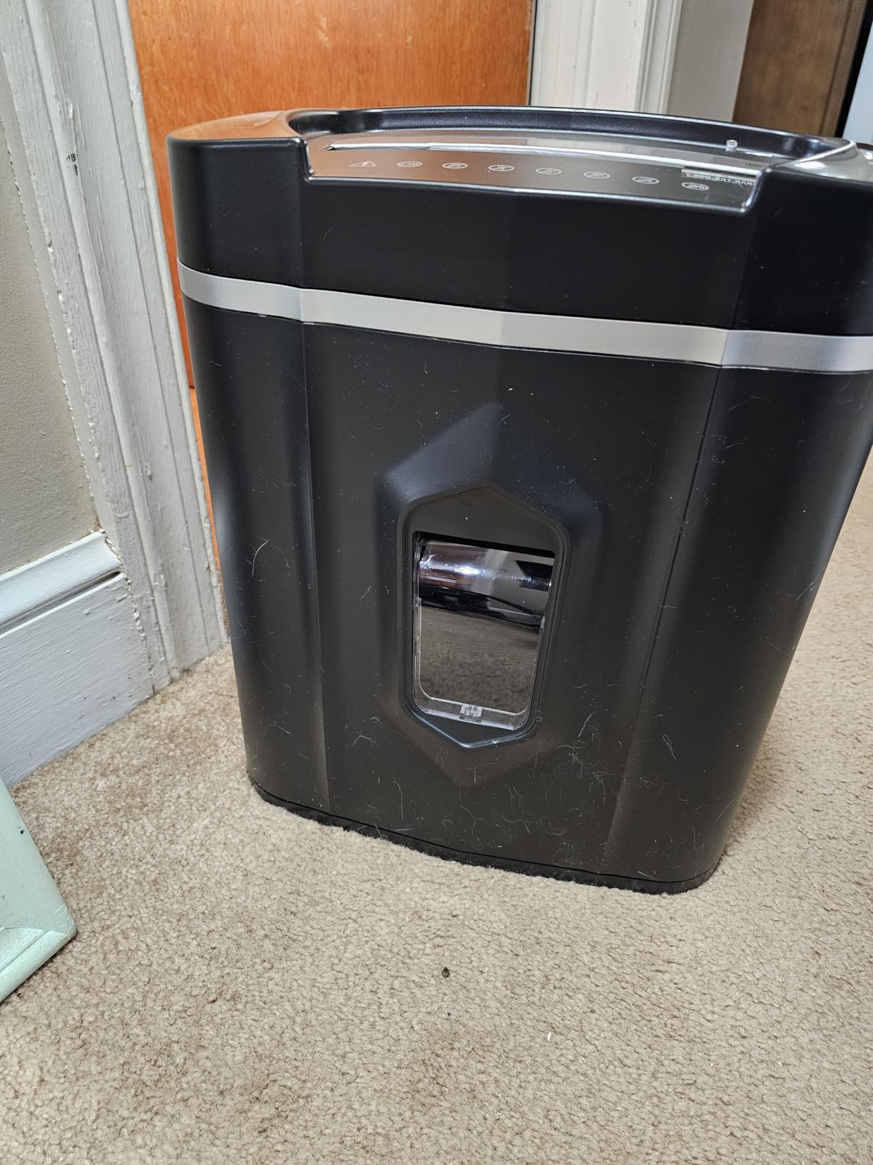 Aurora AU1210MA Professional Grade High Security 12-Sheet Micro-Cut Paper/CD and Credit Card/ 60 Minutes Continuous Run Time Shredder customer photo 1