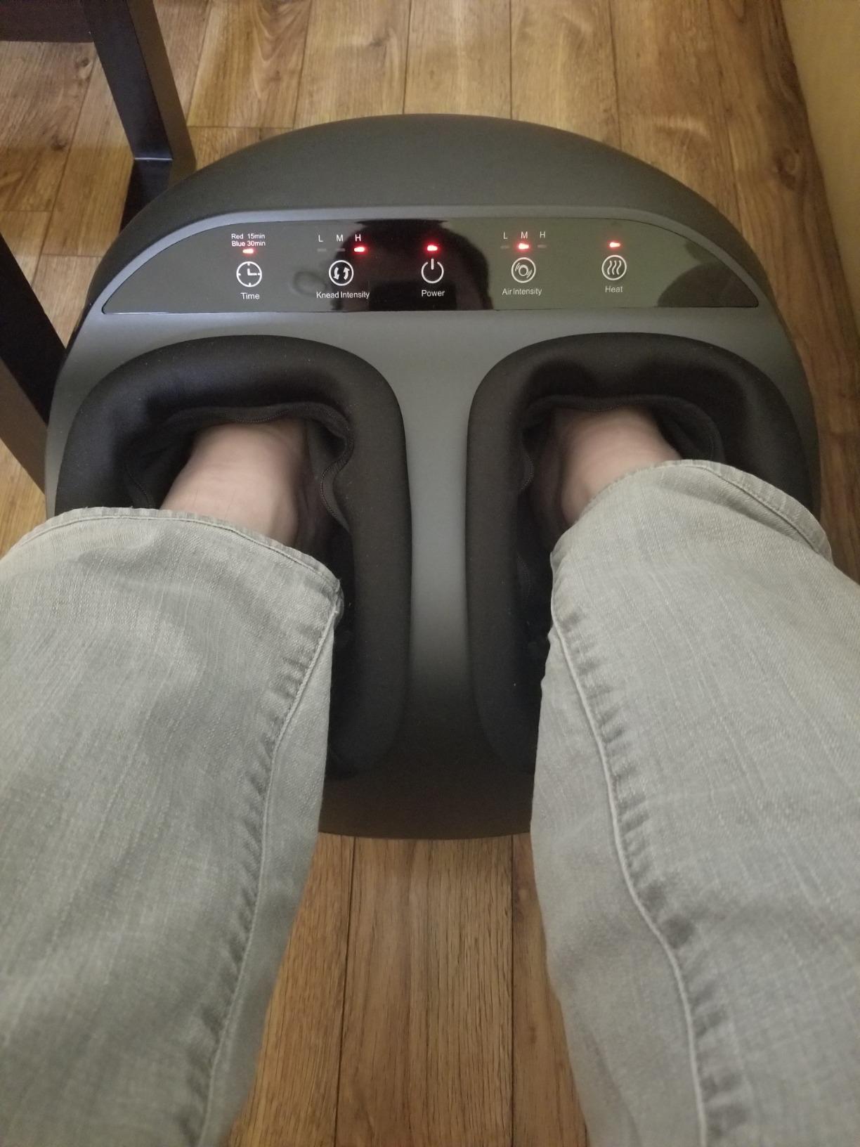 RENPHO Full Foot Massager with Heat, Deep Shiatsu for Plantar Fasciitis customer photo 2