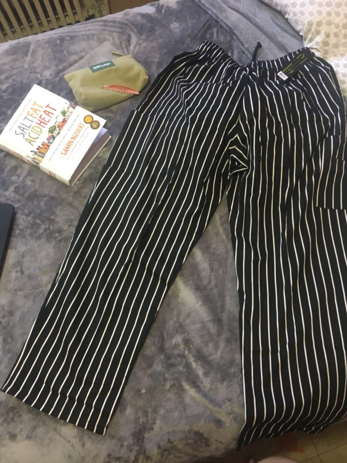 Natural Uniforms Classic 6 Pocket Chef Cargo Pants with Multi-Pack QTYS Available customer photo 1