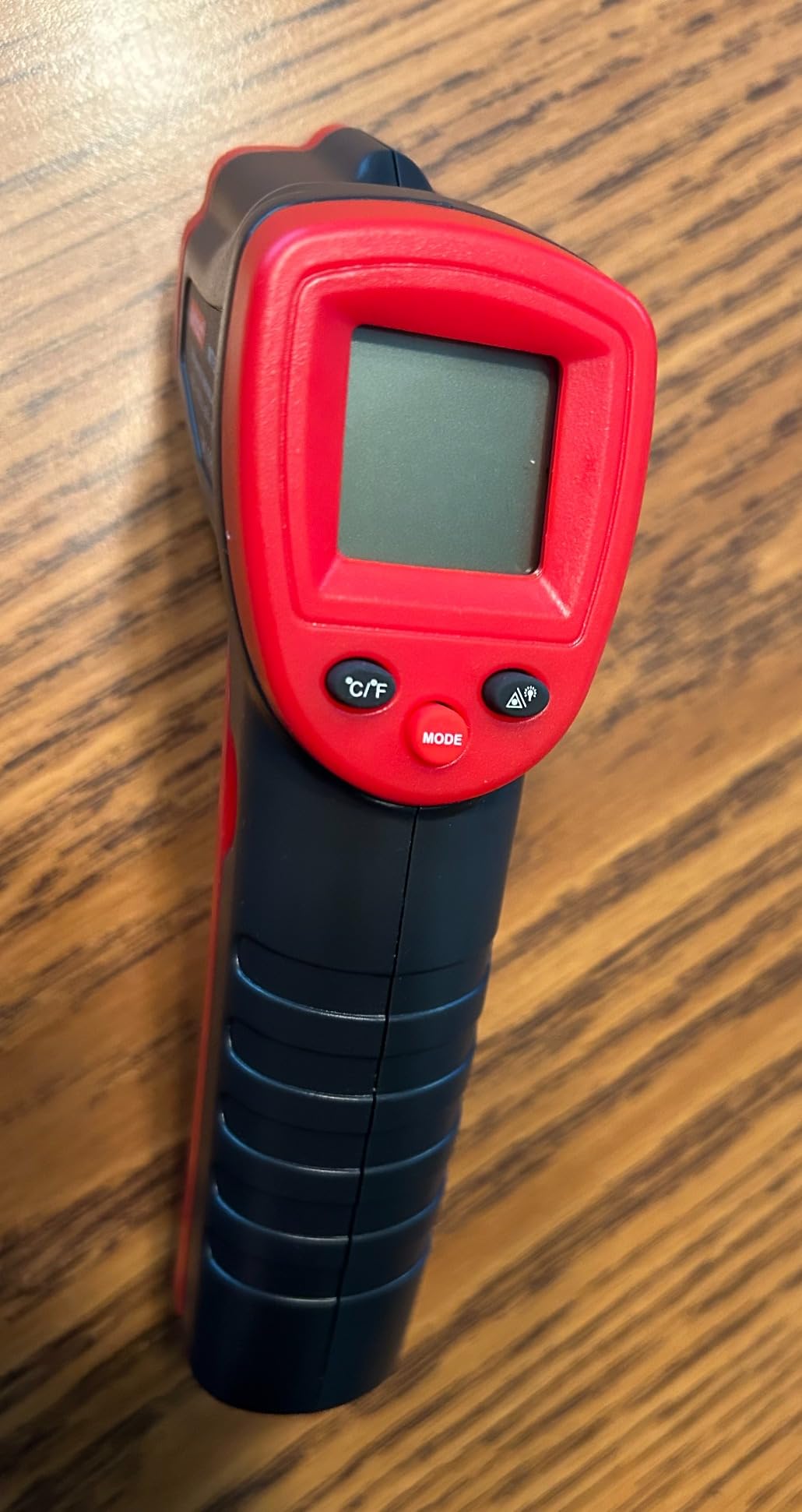 Wintact Infrared Thermometer, Digital Surface Temperature Gun -58℉ to 1094℉ customer photo 1