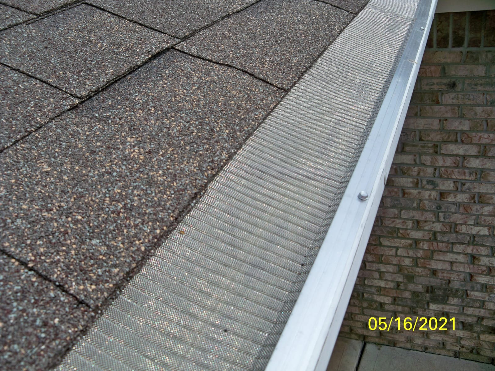RAPTOR GUTTER GUARD - 48 FT. Contractor Grade Stainless Steel Micro-Mesh Gutter Guard Kit. Fits 6 in. & 7 in. Gutters. DIY-Friendly. customer photo 1