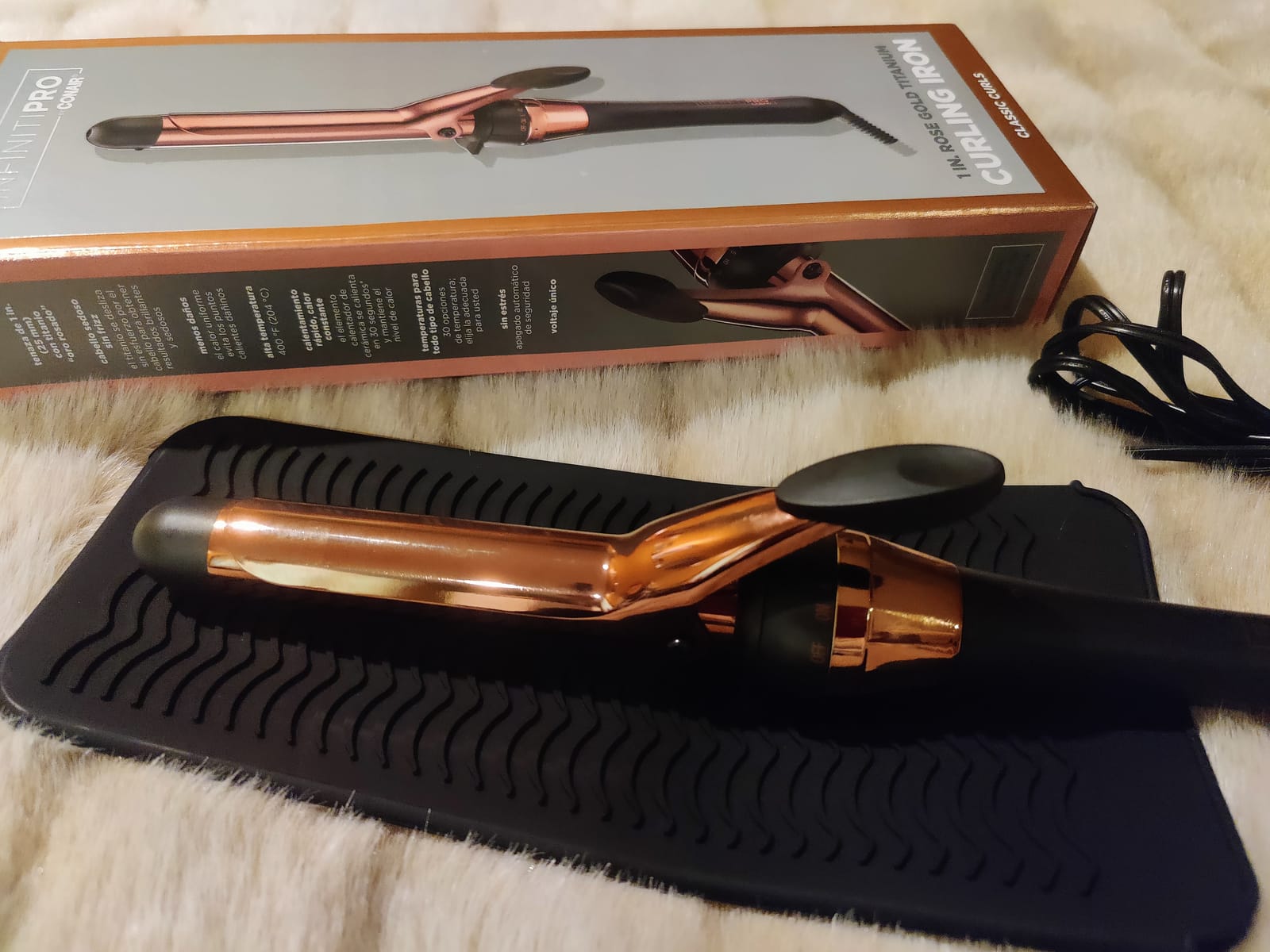 CONAIR INFINITIPRO Rose Gold Titanium 1-Inch Curling Iron, 1-inch barrel produces classic curls – for use on short, medium, and long hair customer photo 2