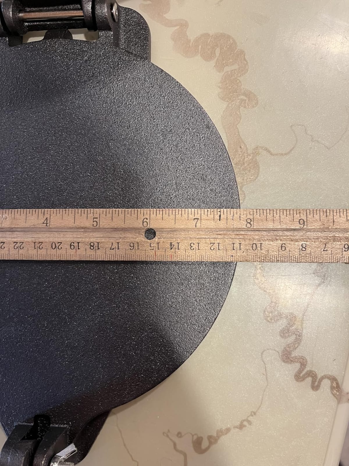 Uno Casa Cast Iron Tortilla Press 8 Inch | Pre-Seasoned Tortillera customer photo 2