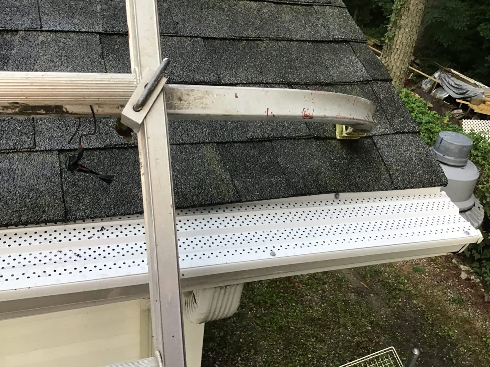 FlowGuard USA Made Professional DIY 5 Inch High Clearance 50-Year Gutter Cover System - Black - Aluminum Gutter Guards - 102 Feet - by FlexxPoint customer photo 2