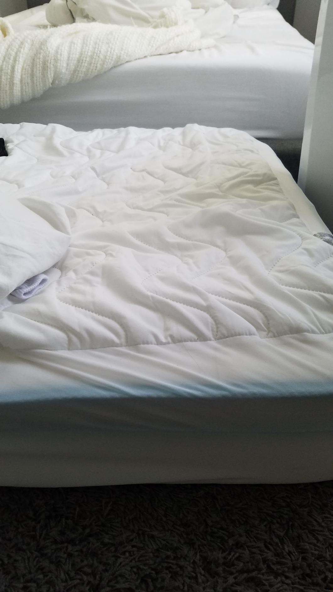 Linenspa 10 Inch Hybrid Mattress - Medium Feel - Queen - Bed in a Box customer photo 1