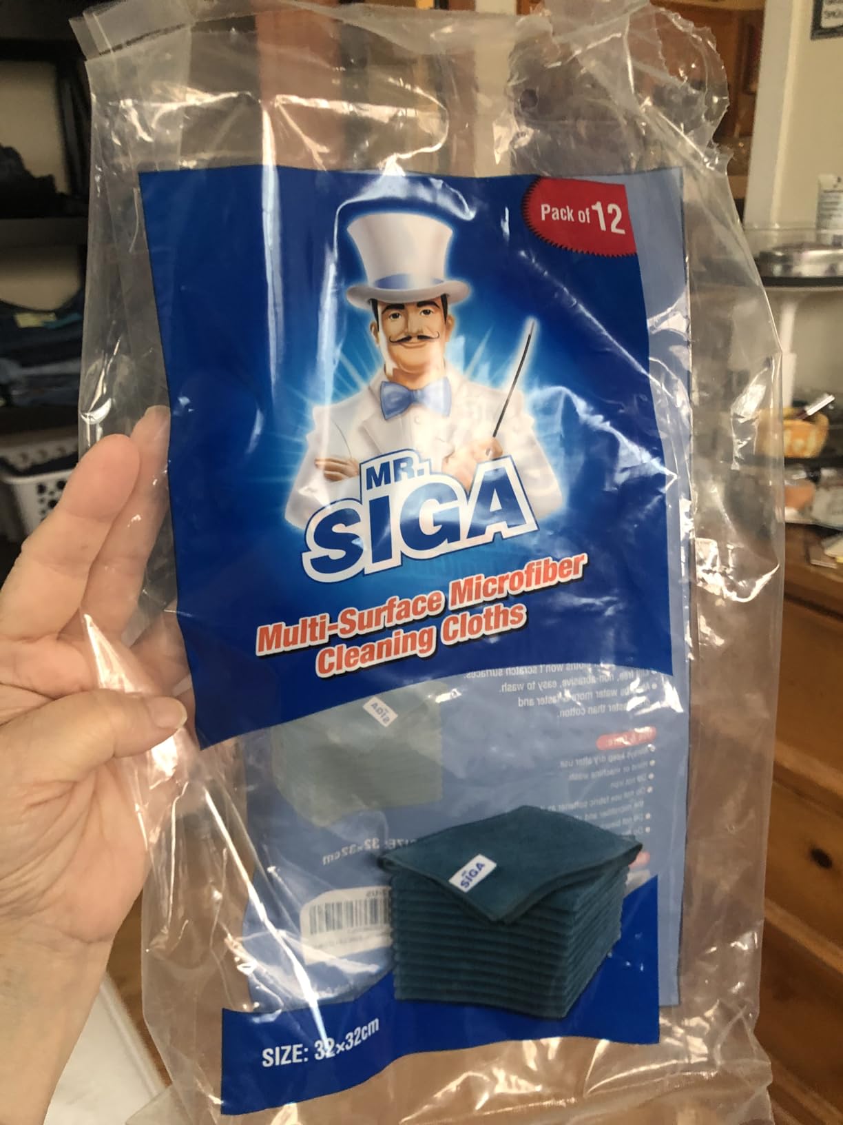 MR.SIGA Microfiber Cleaning Cloths, Streak Free Microfiber Towels, 12 Pack customer photo 2