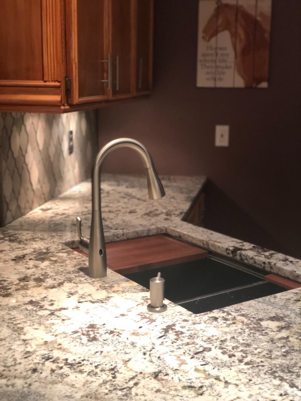 Ruvati 30-in Stainless Steel Undermount Workstation Kitchen Sink - RVH8310 customer photo 2