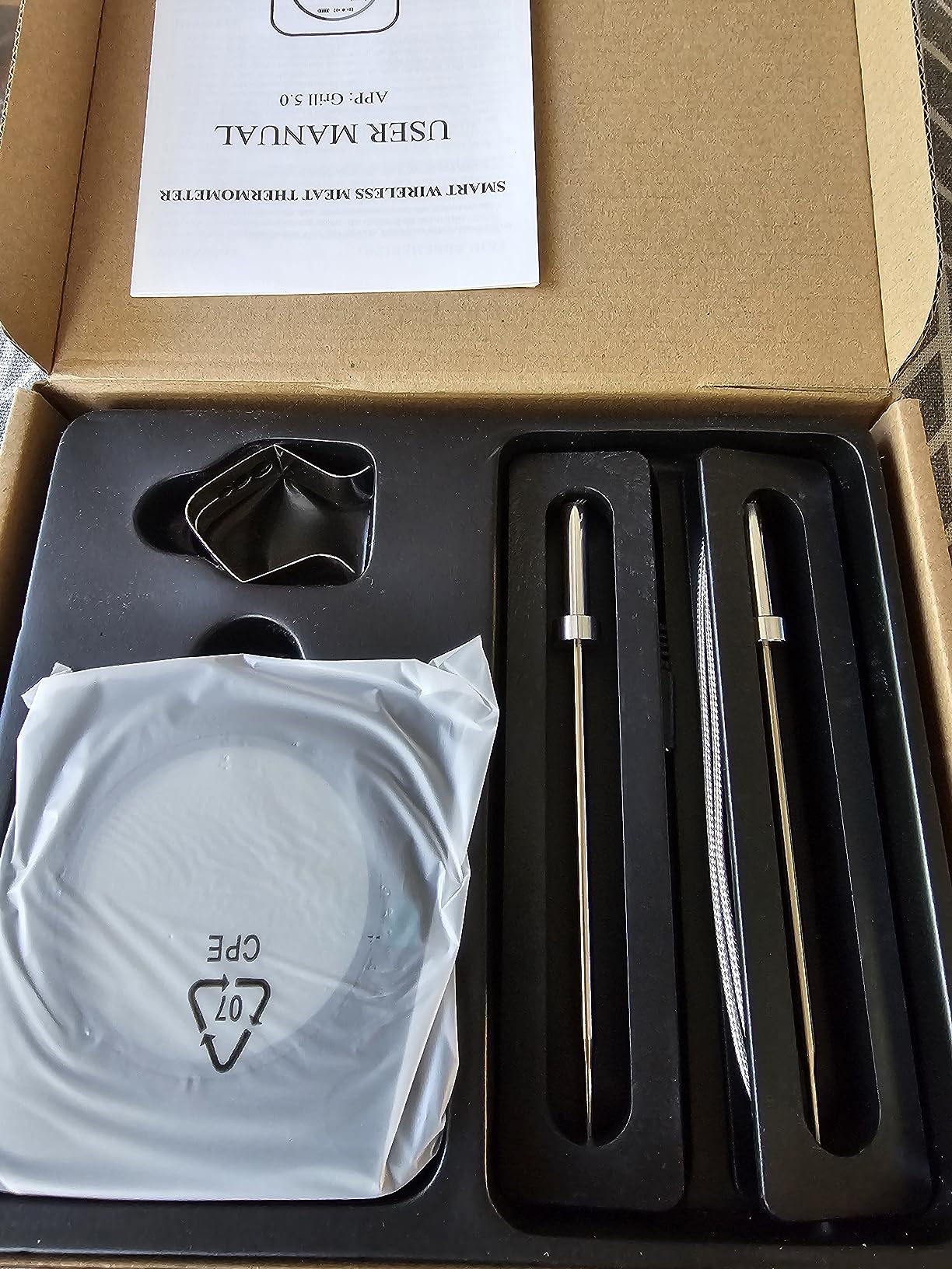 BFOUR Bluetooth Meat Thermometer Wireless Meat Thermometer, Wireless Digital Grill Thermometer with 6 Temperature Probes, Large LCD Display, Bluetooth Thermometer for Grill, Smoker, Oven and BBQ customer photo 2