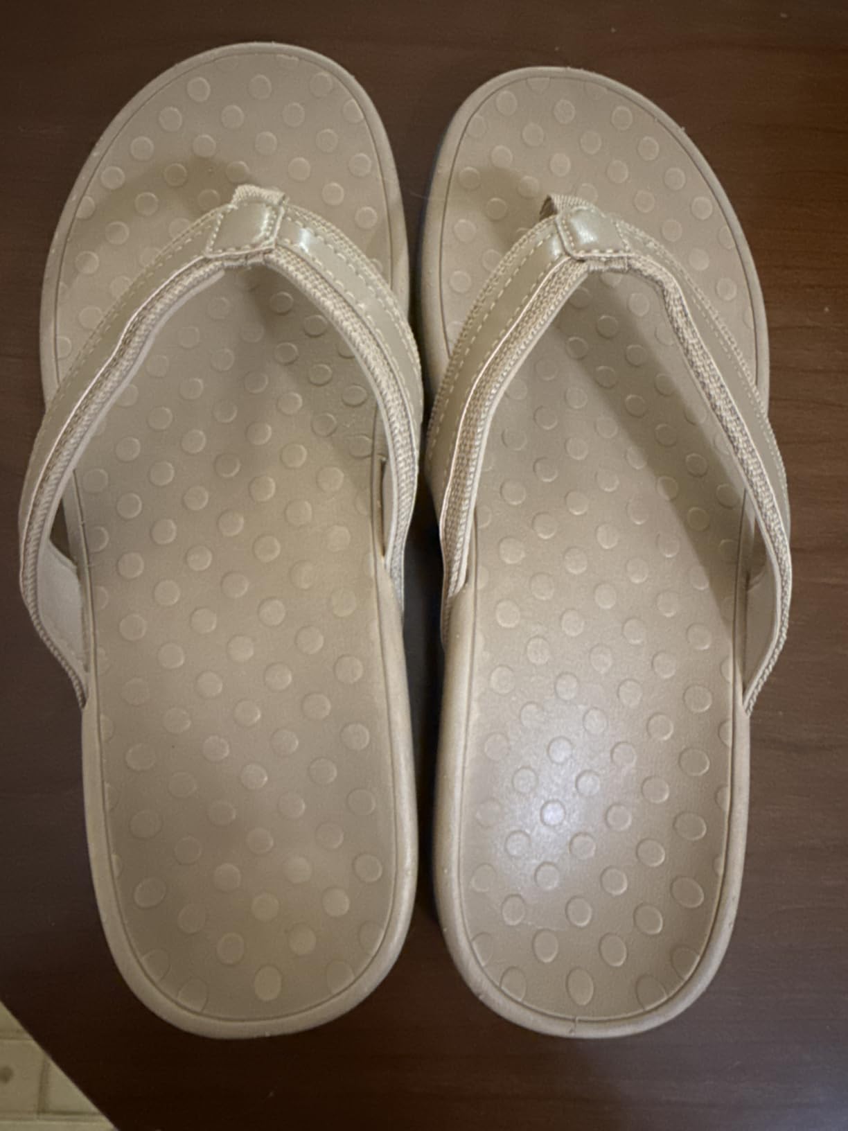LLSOARSS Plantar Fasciitis Feet Sandal with Arch Support - Best Orthotic flip Flops for Flat Feet,Heel Pain- for Women customer photo 1
