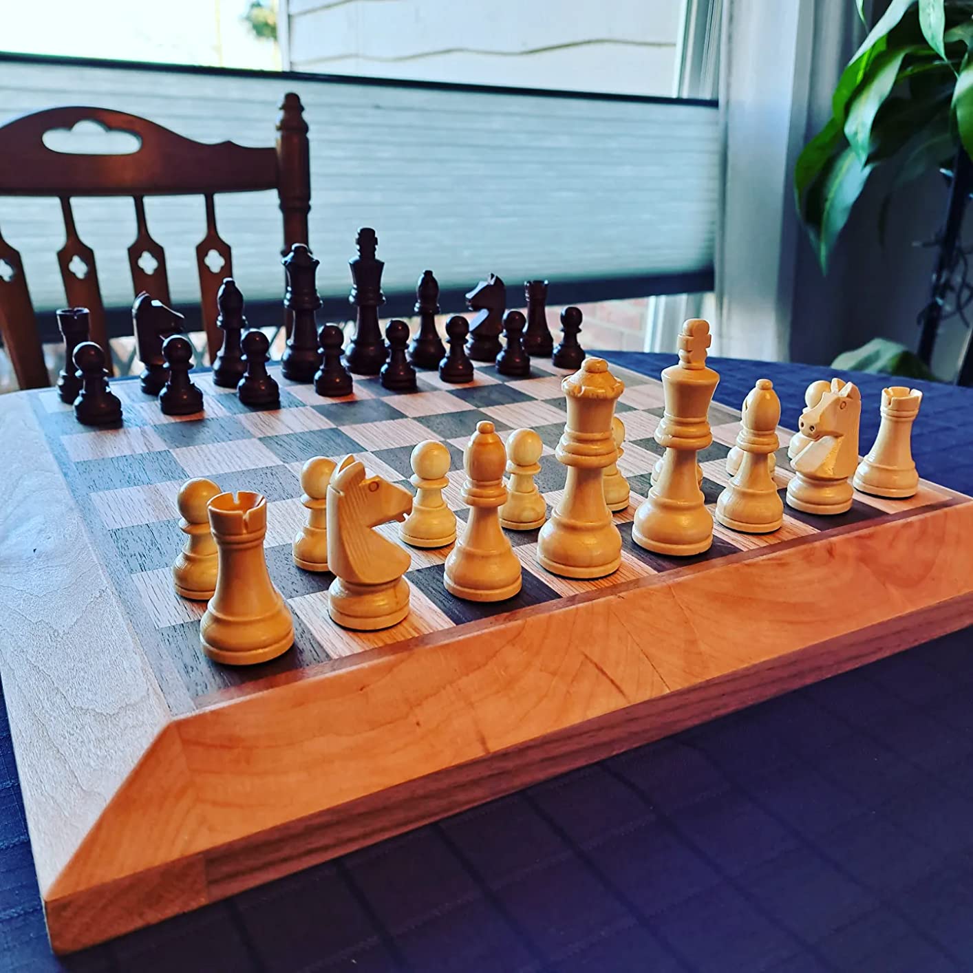 Husaria Staunton Tournament No. 6 Chessmen with 2 Extra Queens and Wooden Box, 3.9-inch Kings customer photo 1