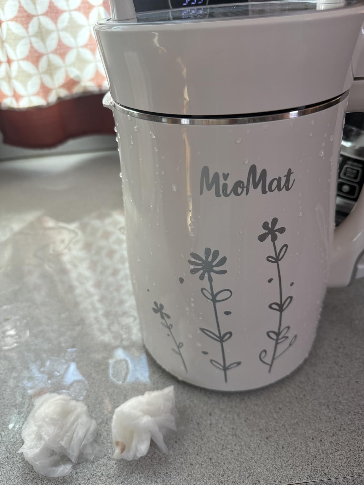 MioMat 8in1 Plant Based Milk Maker | Make 40oz of Natural Almond Milk, Soy Milk, Oat Milk, Coconut Milk, and more ... + soups, porridges, smoothies, purées... | Automatically, at the touch of a button customer photo 2