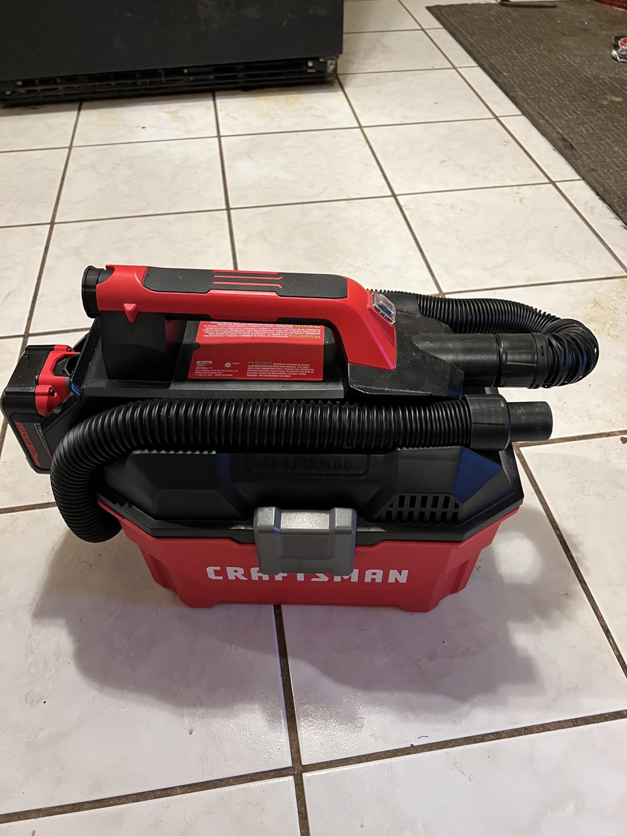 CRAFTSMAN CMCV002B 20V Max 2 gallon Wet Dry Vac (Tool Only) customer photo 1