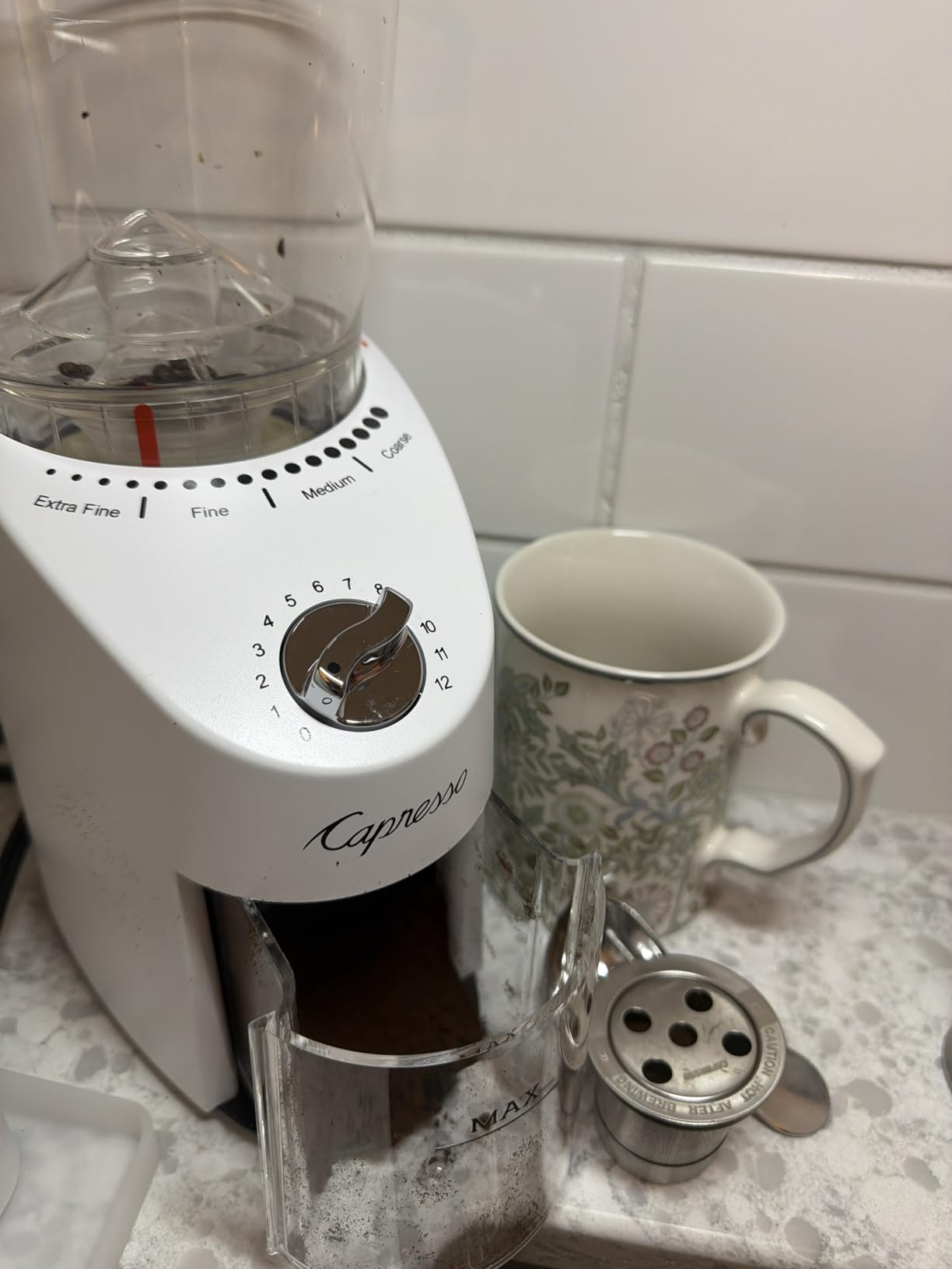 Capresso Infinity Plus Conical Burr Grinder, Black customer photo 2