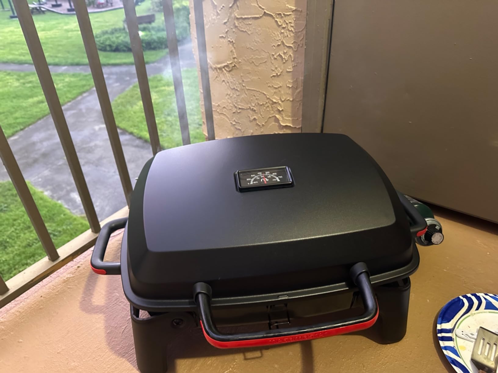 Megamaster Tabletop 1 Burner Gas Grill, Foldable Legs with Warming Rack customer photo 1