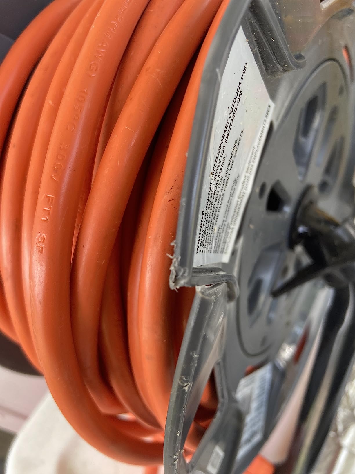 Link2Home 60 Ft. Extension Cord Reel, 4 Power Outlets, 14 AWG SJTW customer photo 2