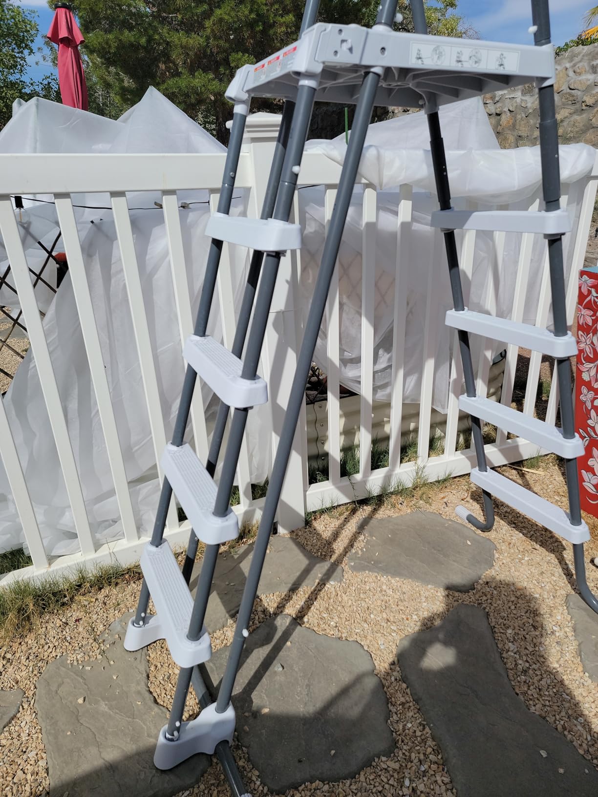 Intex 28077E Heavy Duty Deluxe Pool Ladder with Removable Steps for 52 Inch Depth Above Ground Pools customer photo 2