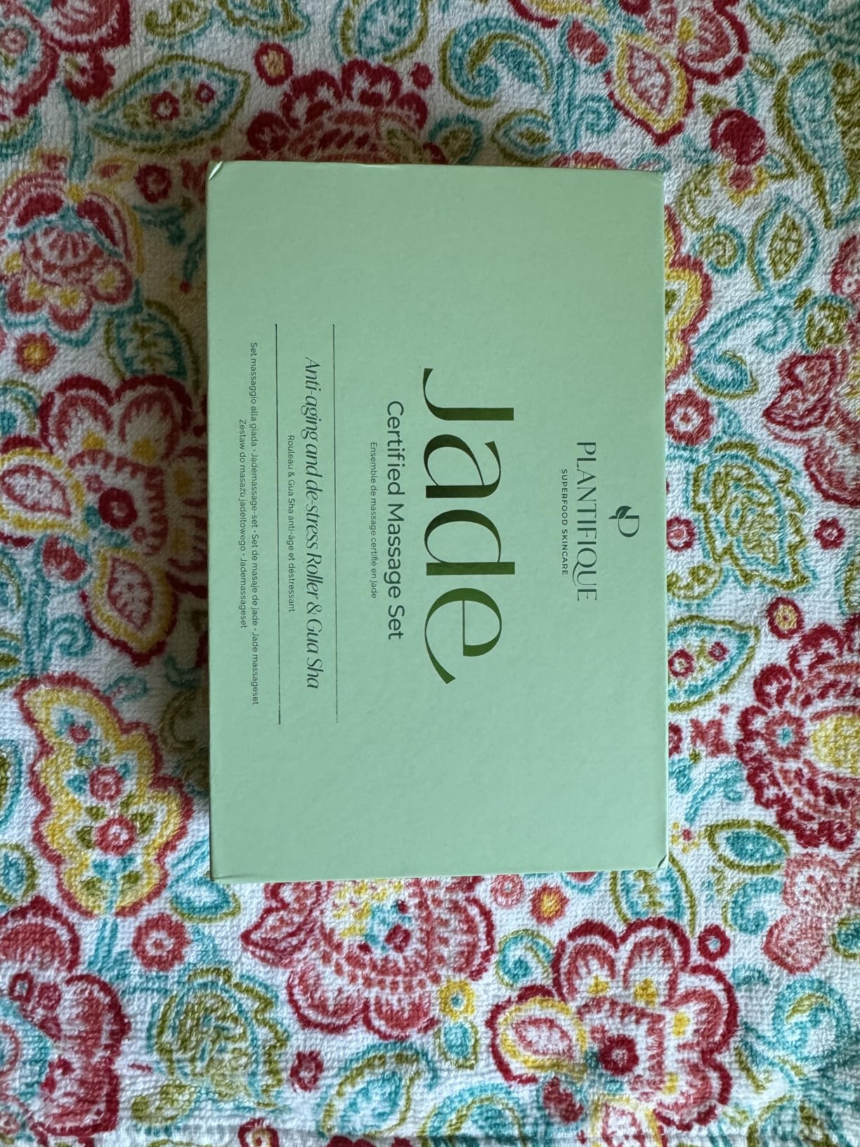 PLANTIFIQUE Jade Gua Sha Facial Tool & Face Roller Set - Giftable Box customer photo 2