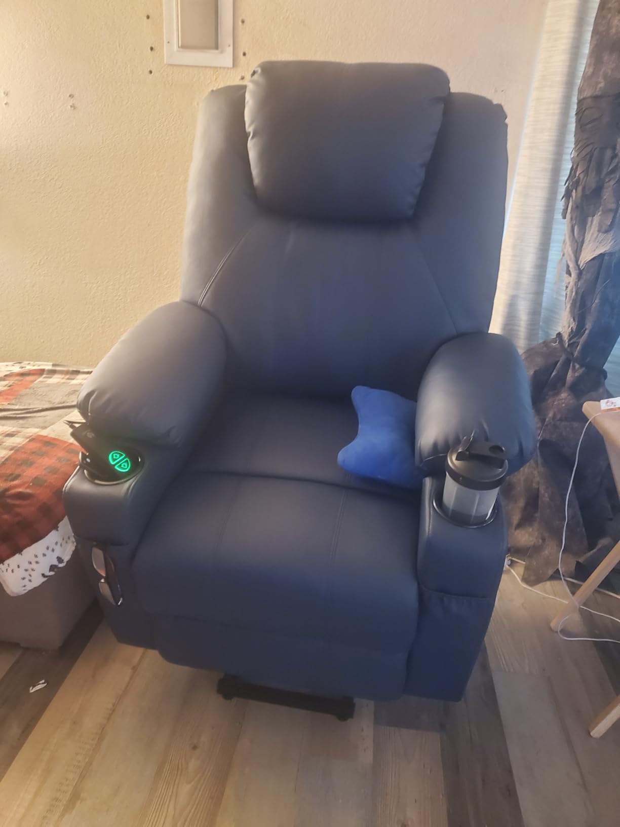 MCombo Power Lift Recliner Chair for Elderly, Heat and Massage 7040(Medium) | FSC Certified, Multiple Sizes, USB&Type C Charging Port, Cup Holders, Side Pockets, Dark Brown Faux Leather customer photo 1