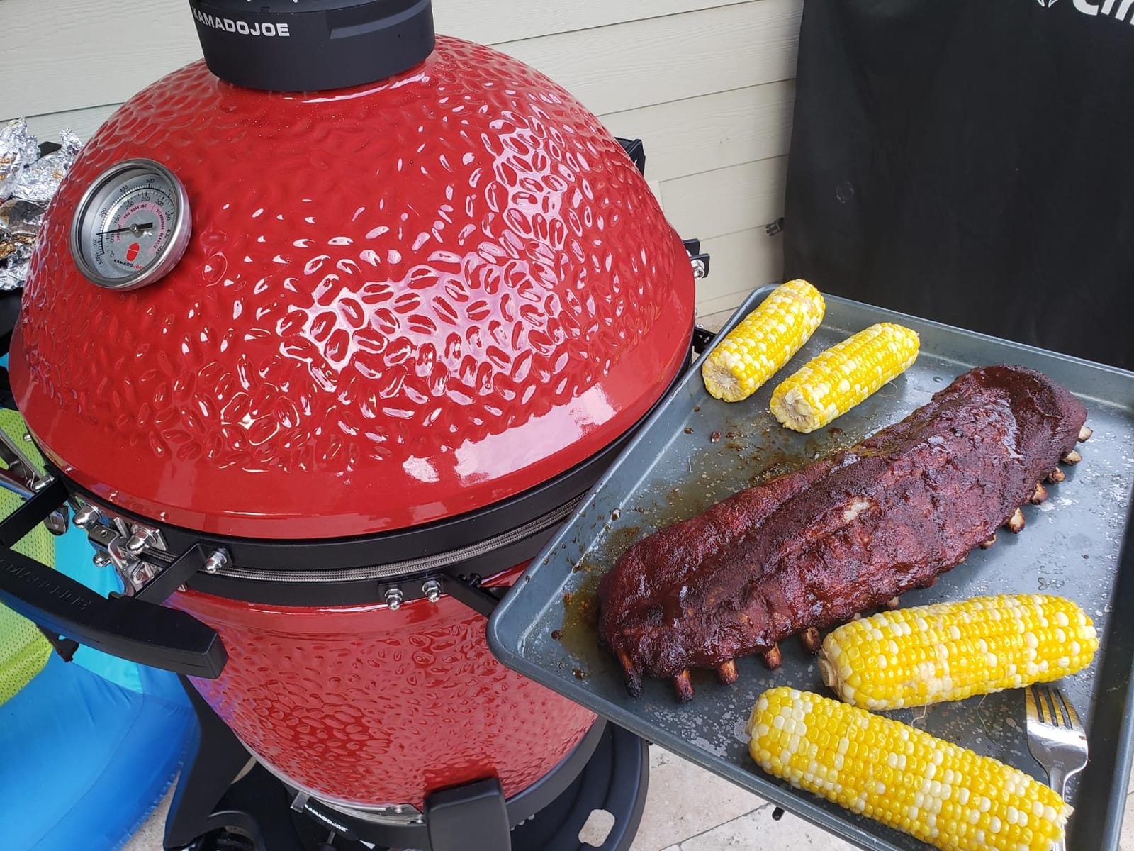 Kamado Joe Classic Joe Series III 18-inch Charcoal Grill & Smoker, Red, with Cart, Side Shelves, Grill Gripper, and Ash Tool, 3 Tier Cooking System, Stainless Steel Cooking Grates, Model KJ23RHCI-A customer photo 2
