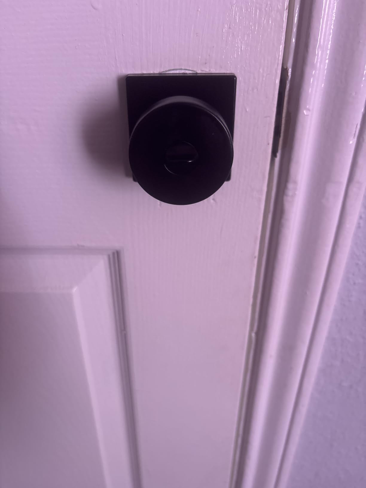 Kwikset Pismo Interior Privacy Door Knob with Lock, Door Handle For Bathroom and Bedroom, Matte Black Keyless Turn Lock Doorknob, with Microban Protection customer photo 2