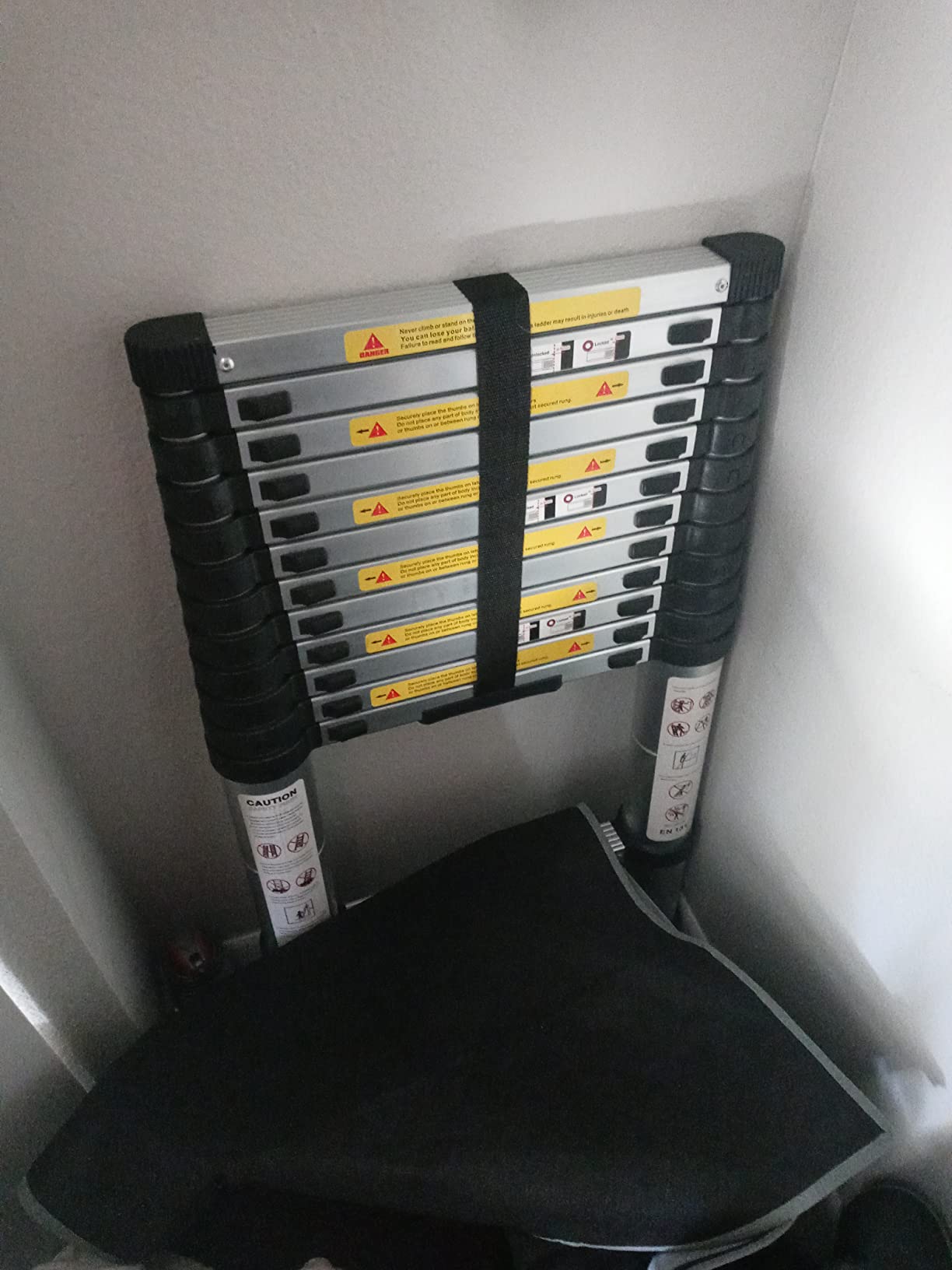 15Ft/4.5M Aluminum Multi-PurposeTelescoping Ladders customer photo 1
