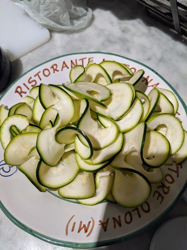 Fullstar - Vegetable Spiralizer & Slicer, Veggie Noodle Maker Kitchen Gadget customer photo 1