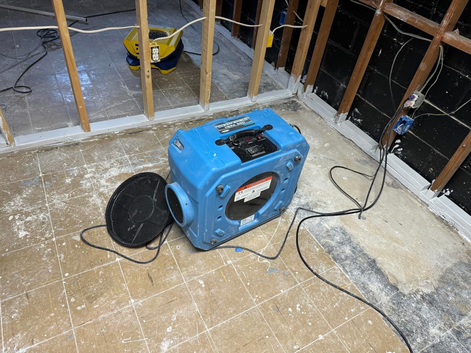 ALORAIR Air Scrubber with 3 Stage Filtration, Clean Shield Hepa 550, Blue | Stackable Negative Air Machine for Commercial, Heavy Duty Air Cleaner with MERV-10 Filter, HEPA Activated Carbon Filter customer photo 2