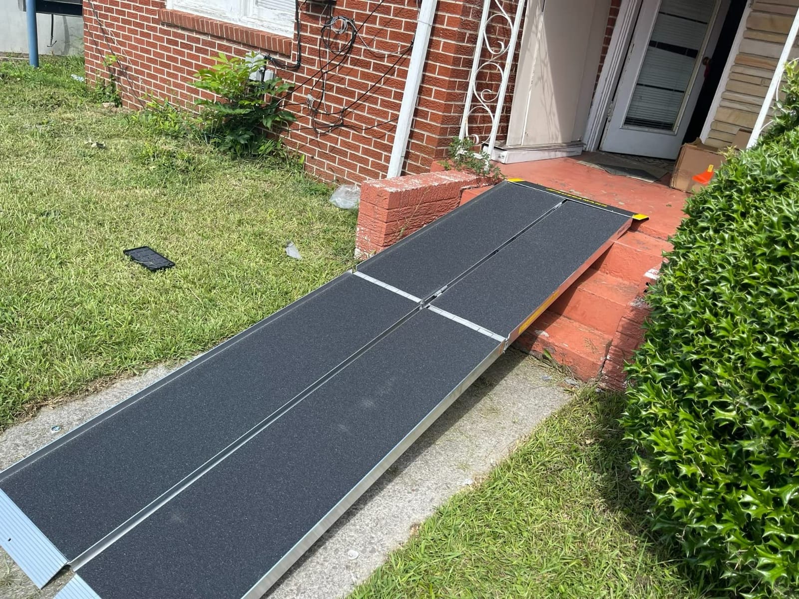 Ruedamann Threshold Ramp for Doorways, 32 x 12 in Aluminum Wheelchair Ramp customer photo 1