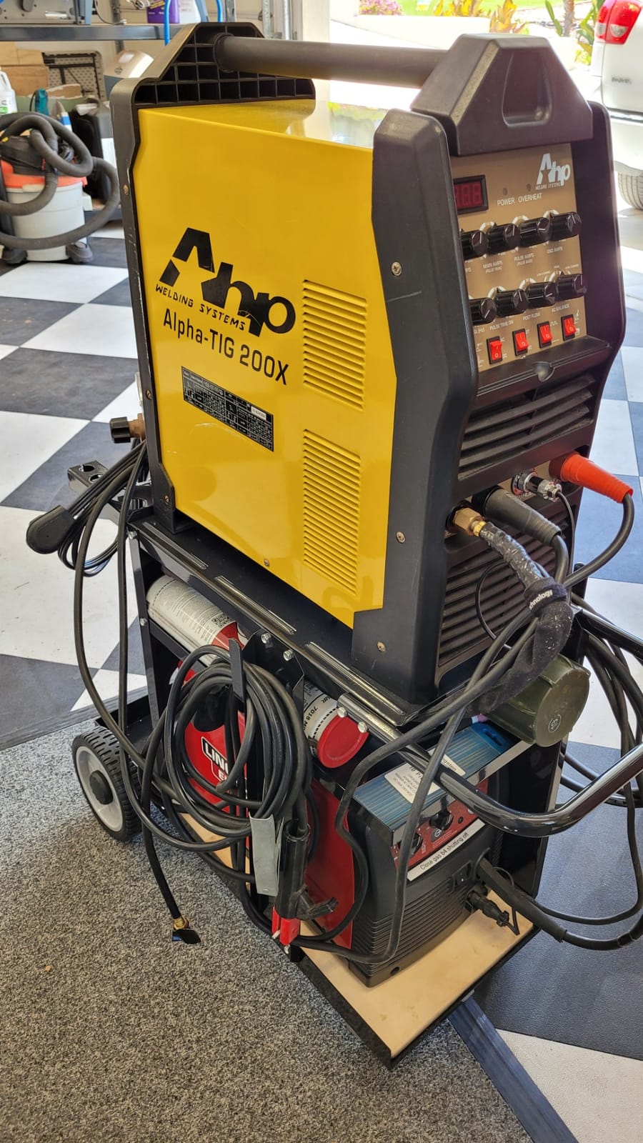 Eastwood Welding Cart for MIG Welder | MIG TIG Plasma Table Durable Carts with 350 Lbs Weight Capacity 3 Shelves Cable and Gas Bottle & Accessory Storage customer photo 2