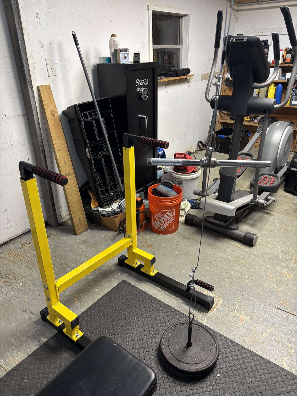 BalanceFrom Steel Frame Dip Station with Adjustable Height, 500 Pound Weight Capacity – Upper Body Workout Home Gym Equipment for Triceps, Push & Pull Ups, Leg Raises, and Bench Press customer photo 2
