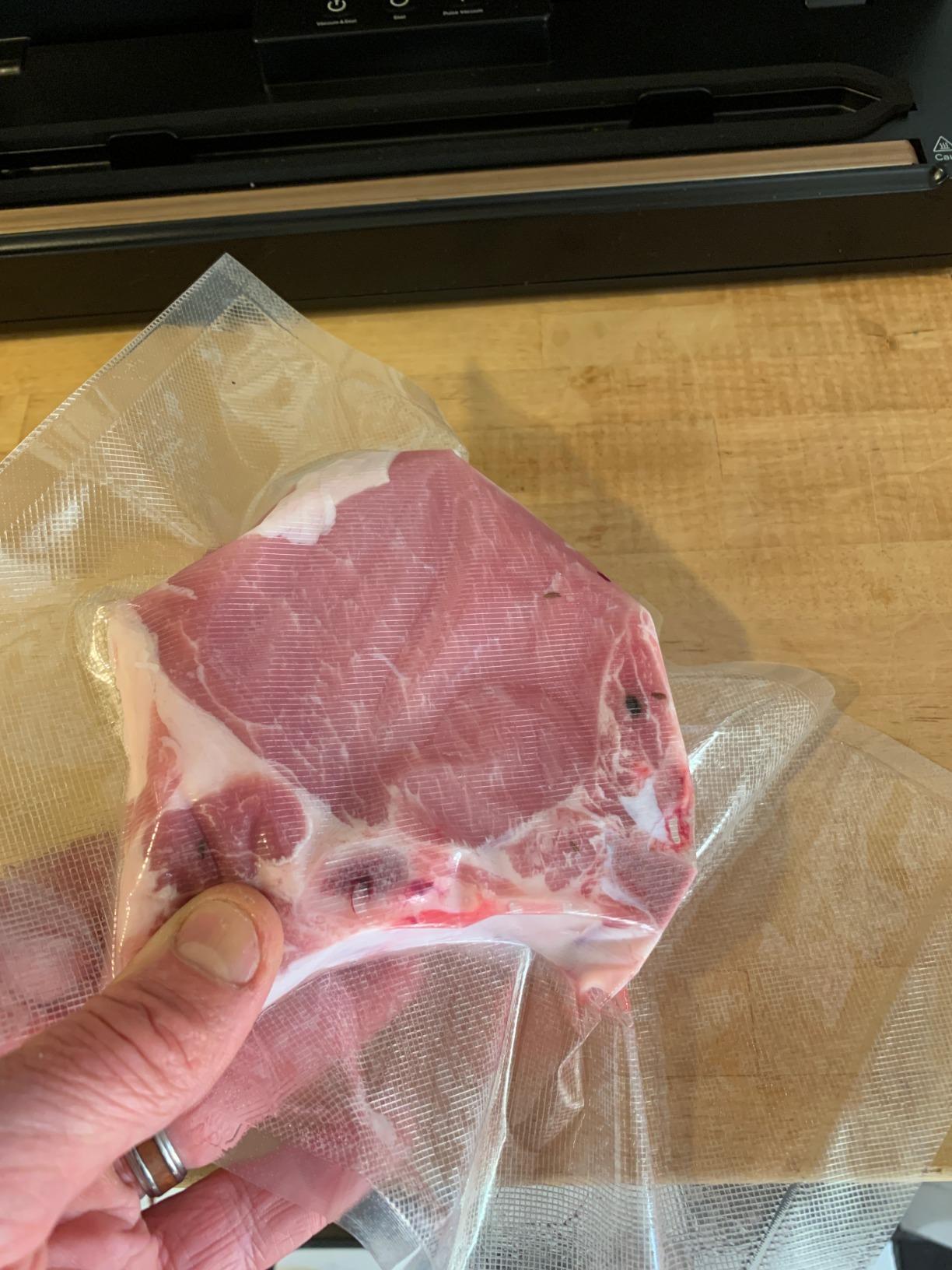 Anova Culinary Vacuum Sealer, Slim & Compact, Includes 10 Pre-Cut Bags (BPA-Free), Wet & Dry Dual Food Vacuum Sealer Machine for Sous Vide and Long-Term Storage, 2-Year Warranty customer photo 1