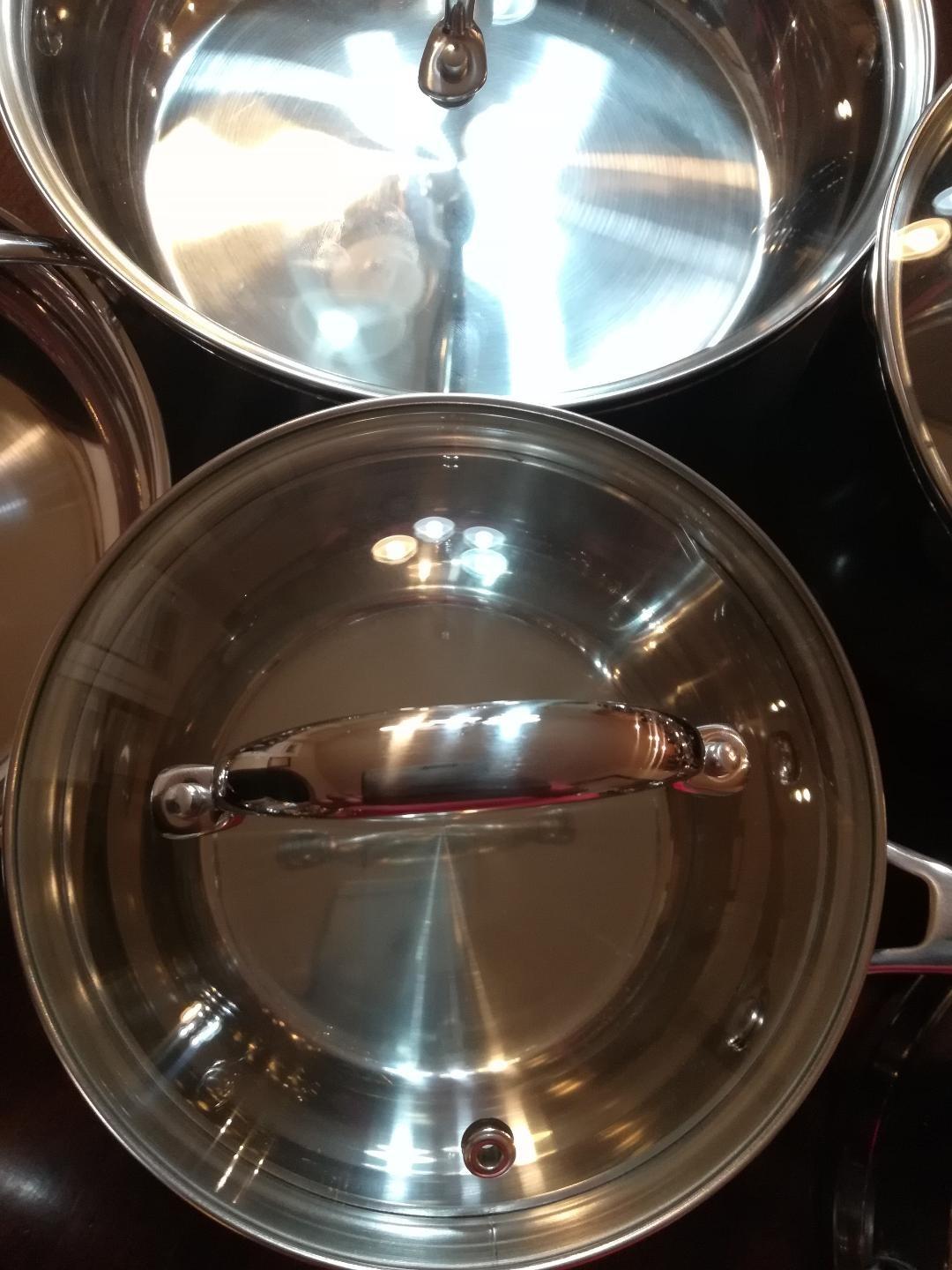 Amazon Basics Stainless Steel Cookware 15-Piece Set, Oven Safe, Induction-Ready, Even Heating, Easy to Clean, Stay-Cool Handles, Pots and Pans, Silver customer photo 2