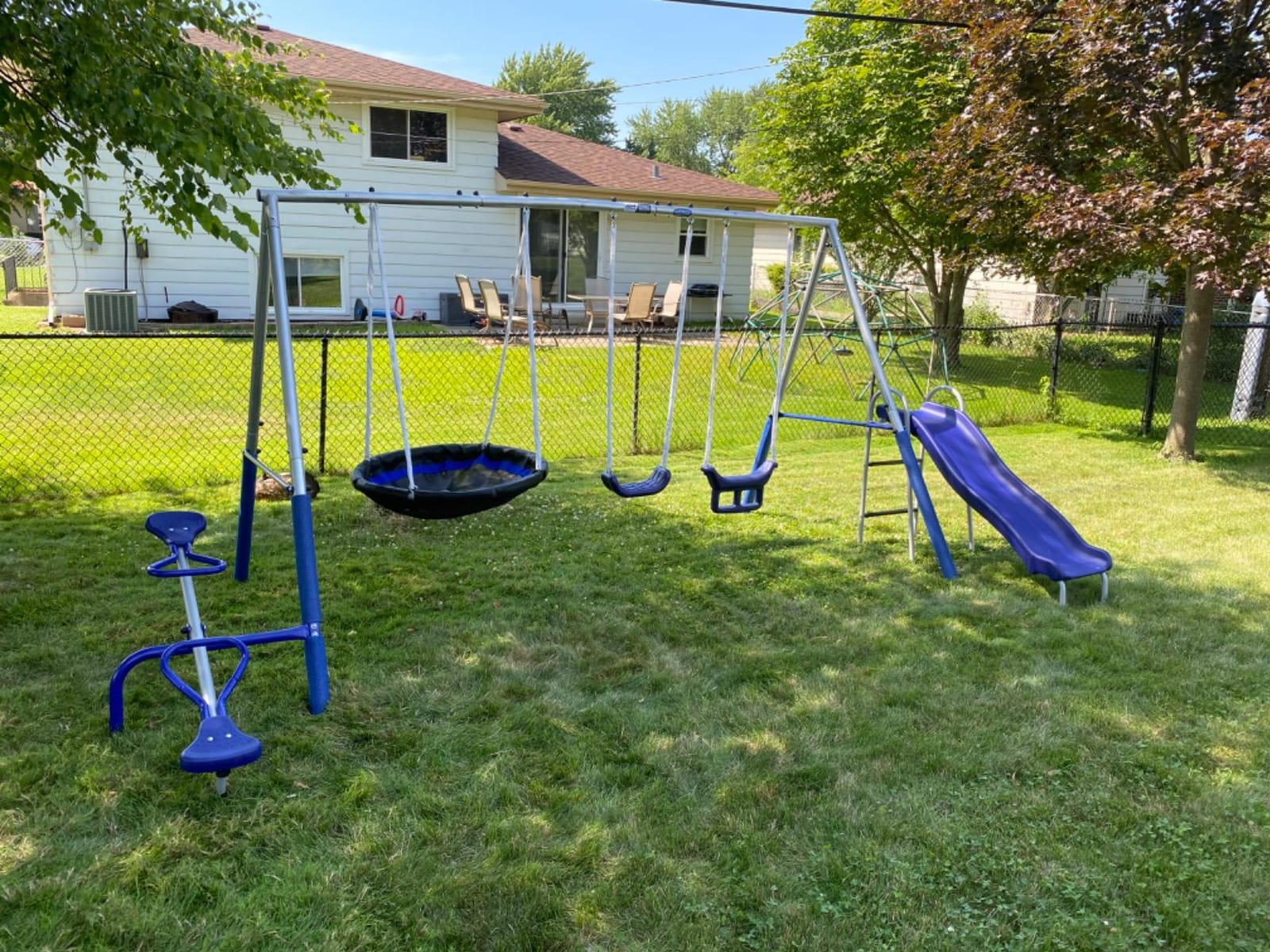 Free N Swing - 7 User / 5 Station Swing Set, Outdoor for Kids with 5' Slide. Easy Assembly Playground Set with Galvanized Metal Frame for Backyards, 168
