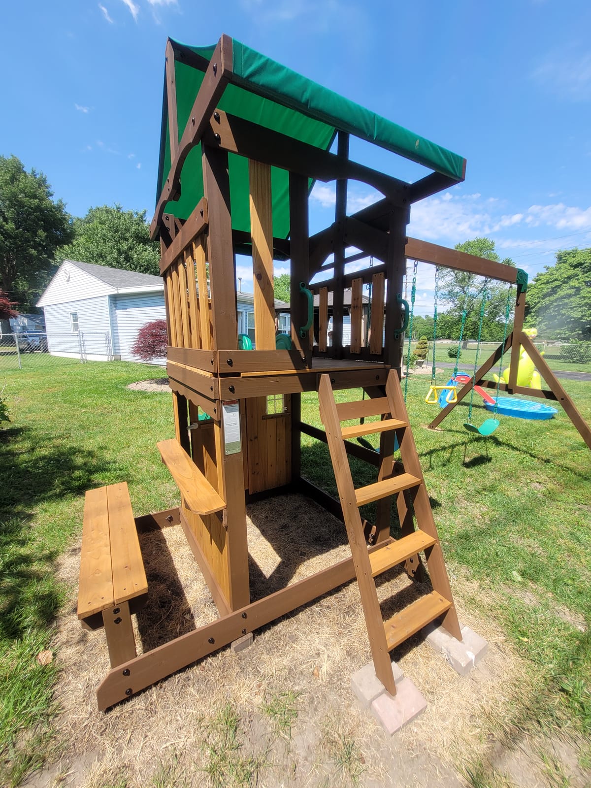Backyard Discovery Lakewood Cedar Wood Swing Set with Wave Slide, Clubhouse, Playhouse, Snack Bar Window, Picnic Area, Belt Swings, Trapeze, Full Front Door, Windows, Step Ladder, Outdoor Playset customer photo 2