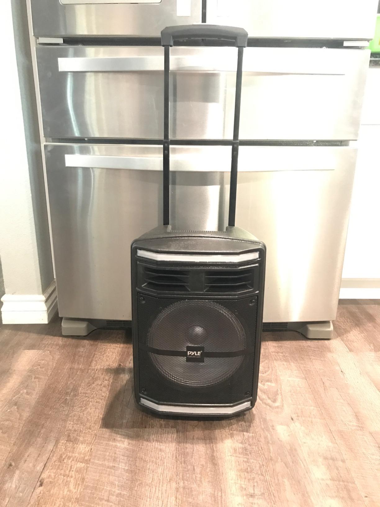 Pyle Portable Bluetooth PA Speaker System - 600W Bluetooth Speaker Portable PA System W/ Rechargeable Battery, Party Lights, MP3/USB SD Card Reader, Rolling Wheels - Pyle PPHP1044B customer photo 1
