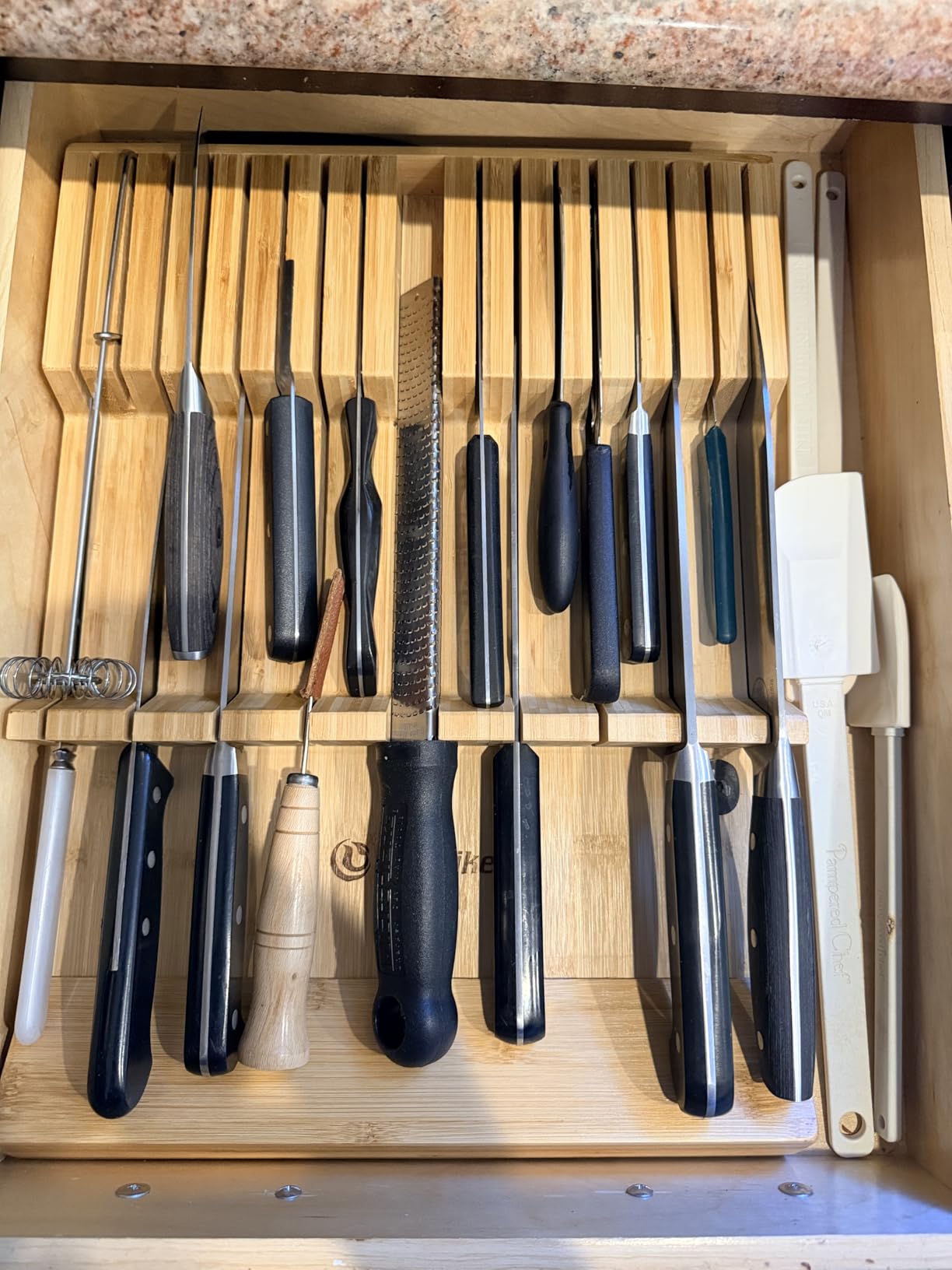Utoplike In-drawer Knife Block Bamboo Kitchen Knives Drawer Organizer Large | Holder Storage for Steak, Paring, Bread Knives, Holds Up to 16 Knife & 1 Sharpening Steel (Knives & Sharpening Not Included) customer photo 2