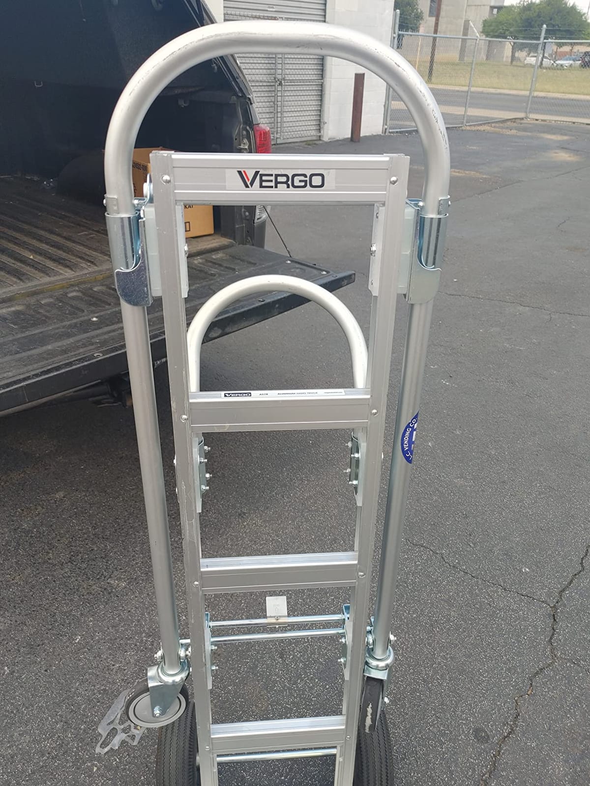 Vergo Industrial Convertible Hand Truck - AS7B Heavy Duty Aluminum 2 in 1 Dolly (800 lb Capacity) Lightweight Reinforced Frame, Ergonomic Handle, Superior Mobility Moving Dolly (2 Positions, 63