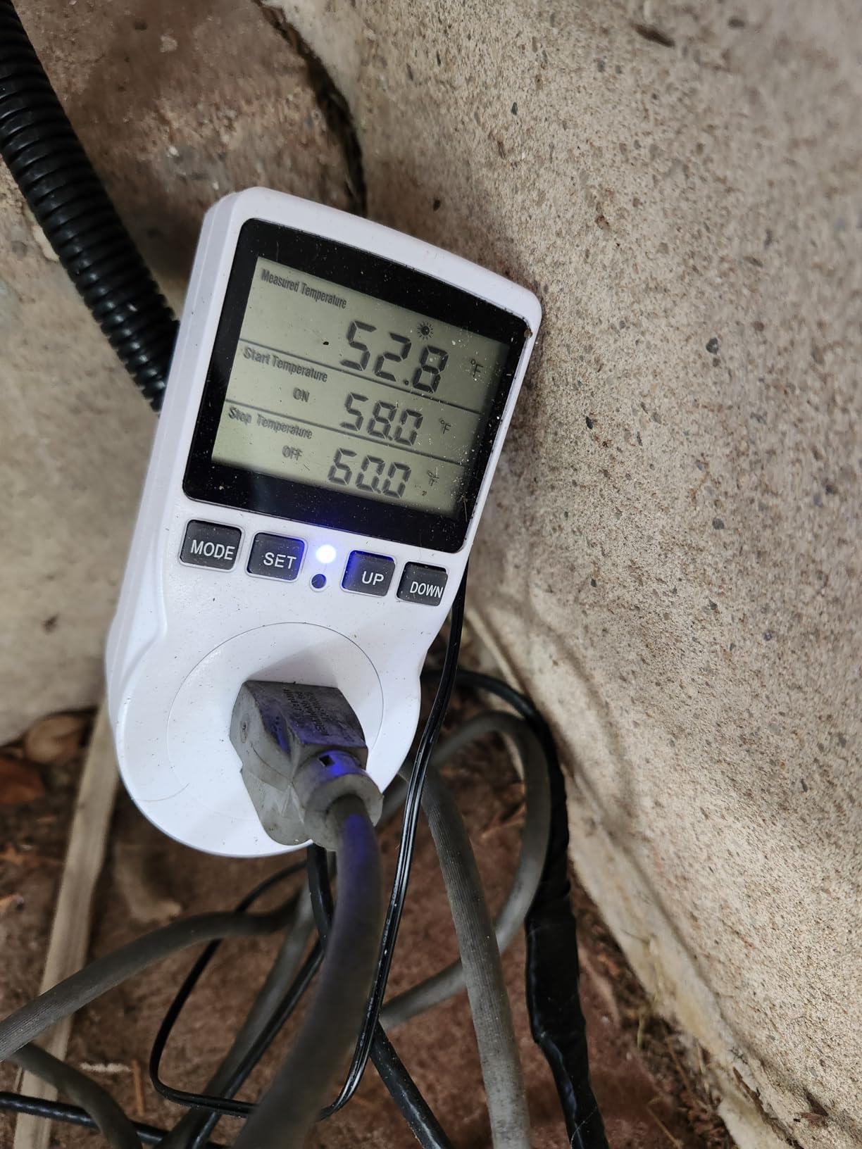 HEATIT 10 sqft Electric Radiant Warmmat, Self-Adhesive Floor Heating System customer photo 2