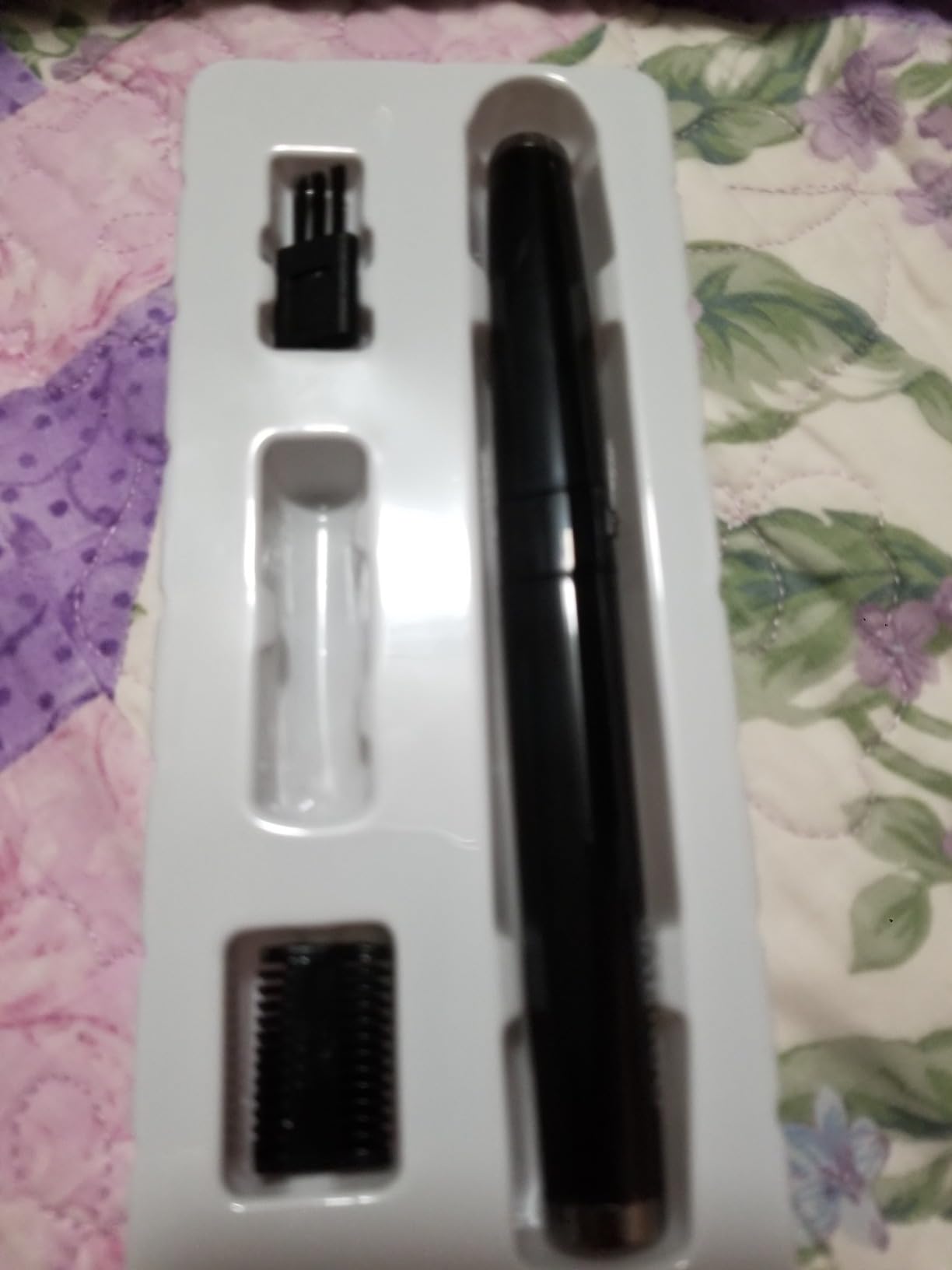 Electric Eyebrow Trimmer for Men Women, Painless Eyebrow Razor with Comb Battery, Dual-Blade Facial Hair Remover, Precision Shaver for Face, Upper Lip, Beard, Sideburns, Body, 30° Pivoting Head customer photo 2