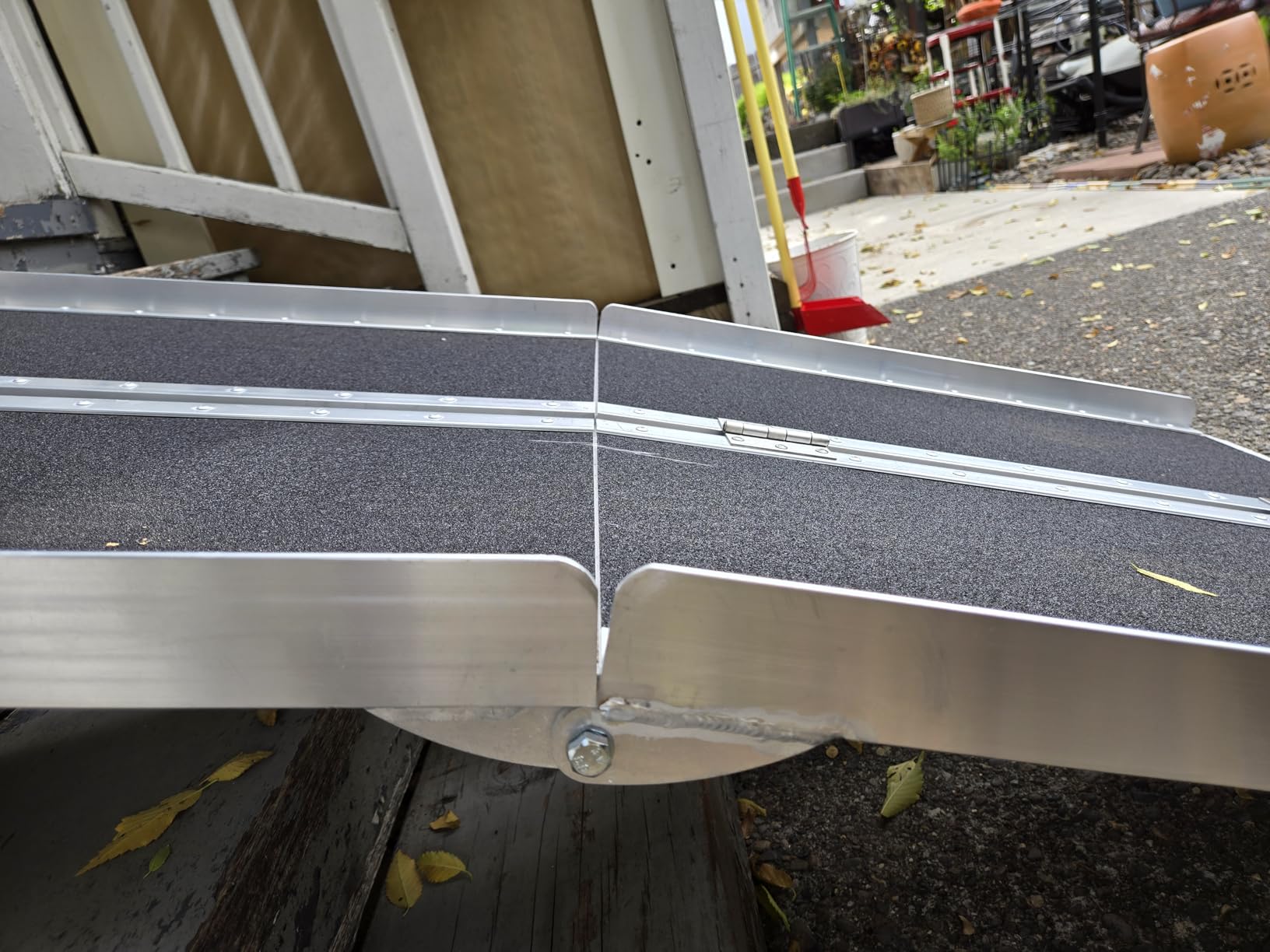 4FT Portable Wheelchair Ramp for Home Steps, Threshold Ramps for Doorways customer photo 1
