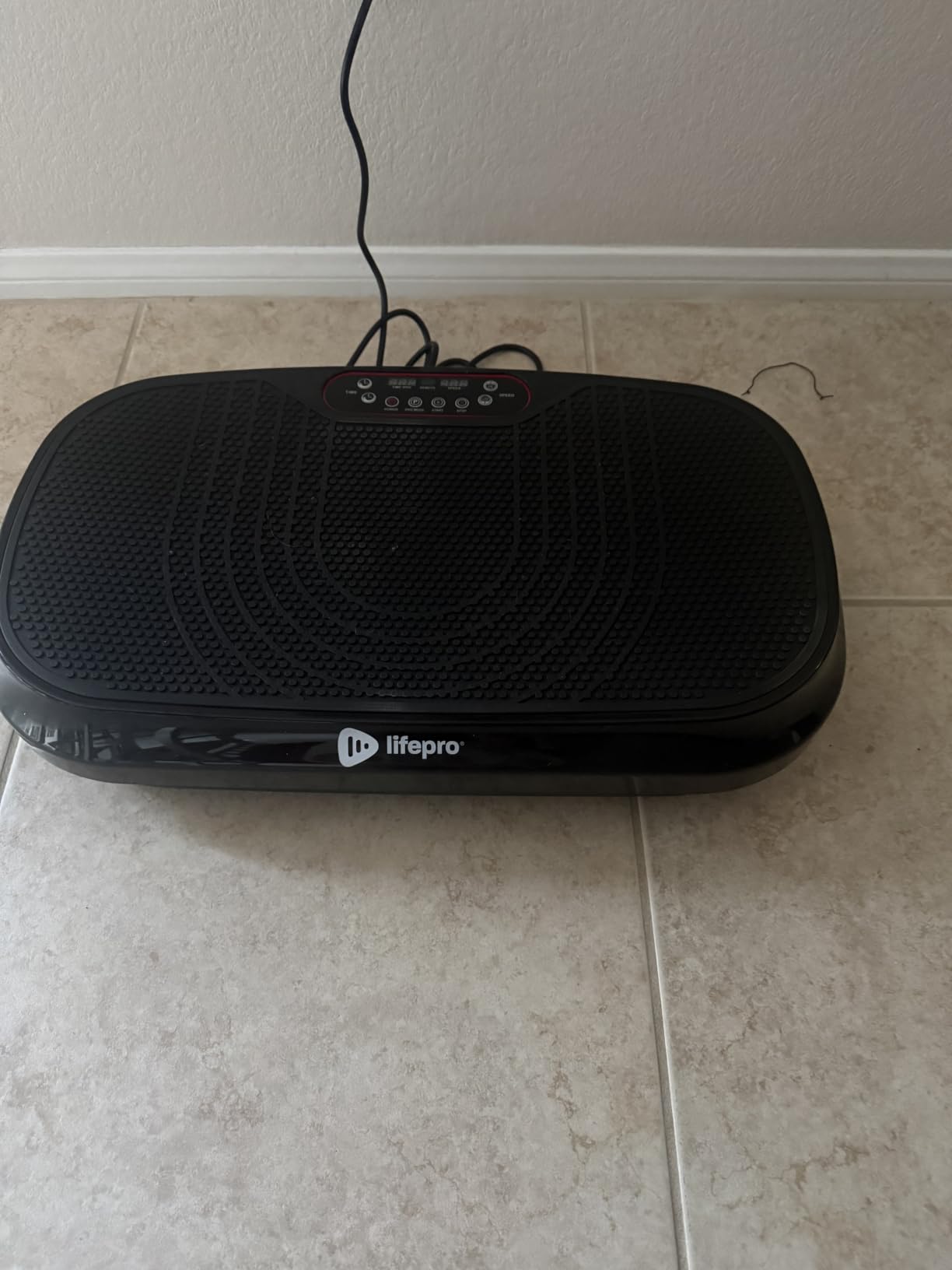 Lifepro Waver Mini Vibration Plate Exercise Machine with Resistance Bands customer photo 2