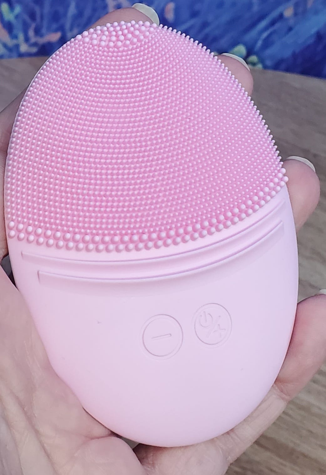 EZBASICS Silicone Facial Cleansing Brush, IPX7 Waterproof, Violet | Rechargeable Electric Face Exfoliator, 5 Speeds, Sonic Vibrating for Deep Pore Cleansing & Gentle Massaging customer photo 1