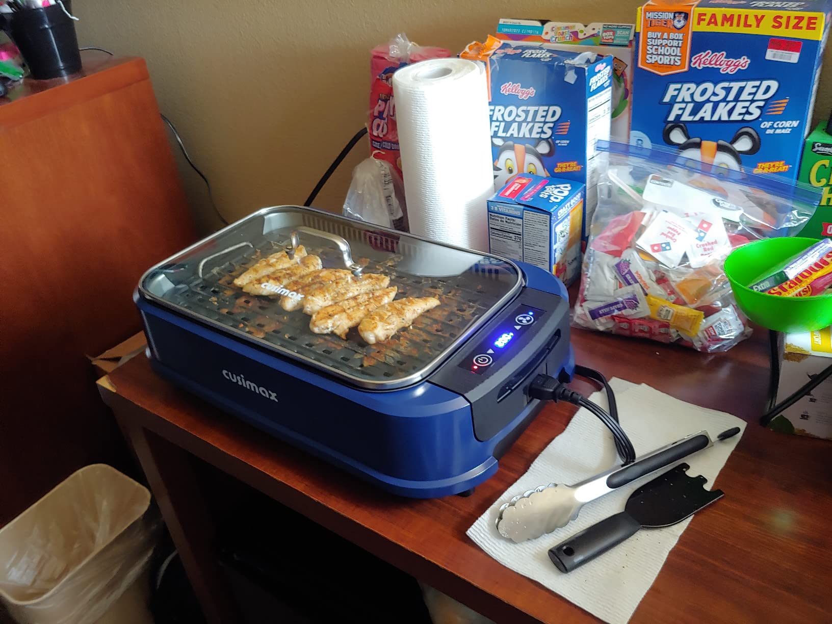 Indoor Grill CUSIMAX Electric Smokeless Grill Portable Korean BBQ, Blue customer photo 2
