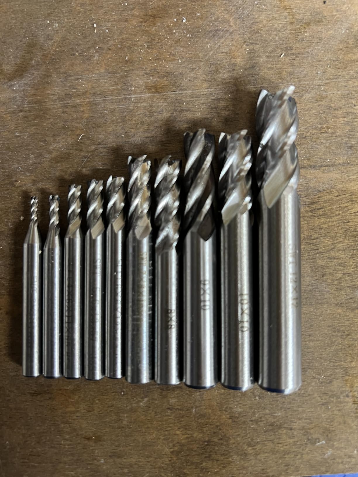 10Pcs 4-Flute End Mill Set, Metric CNC Milling Cutter Drill Bits Set 2-12mm customer photo 2