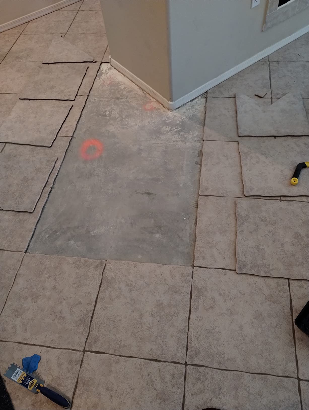 QEP 1/4 in. x 1/4 in. x 1/4 in. Comfort Grip Square-Notch Margin Flooring Trowel with Bucket Hook, Silver (42114) customer photo 1