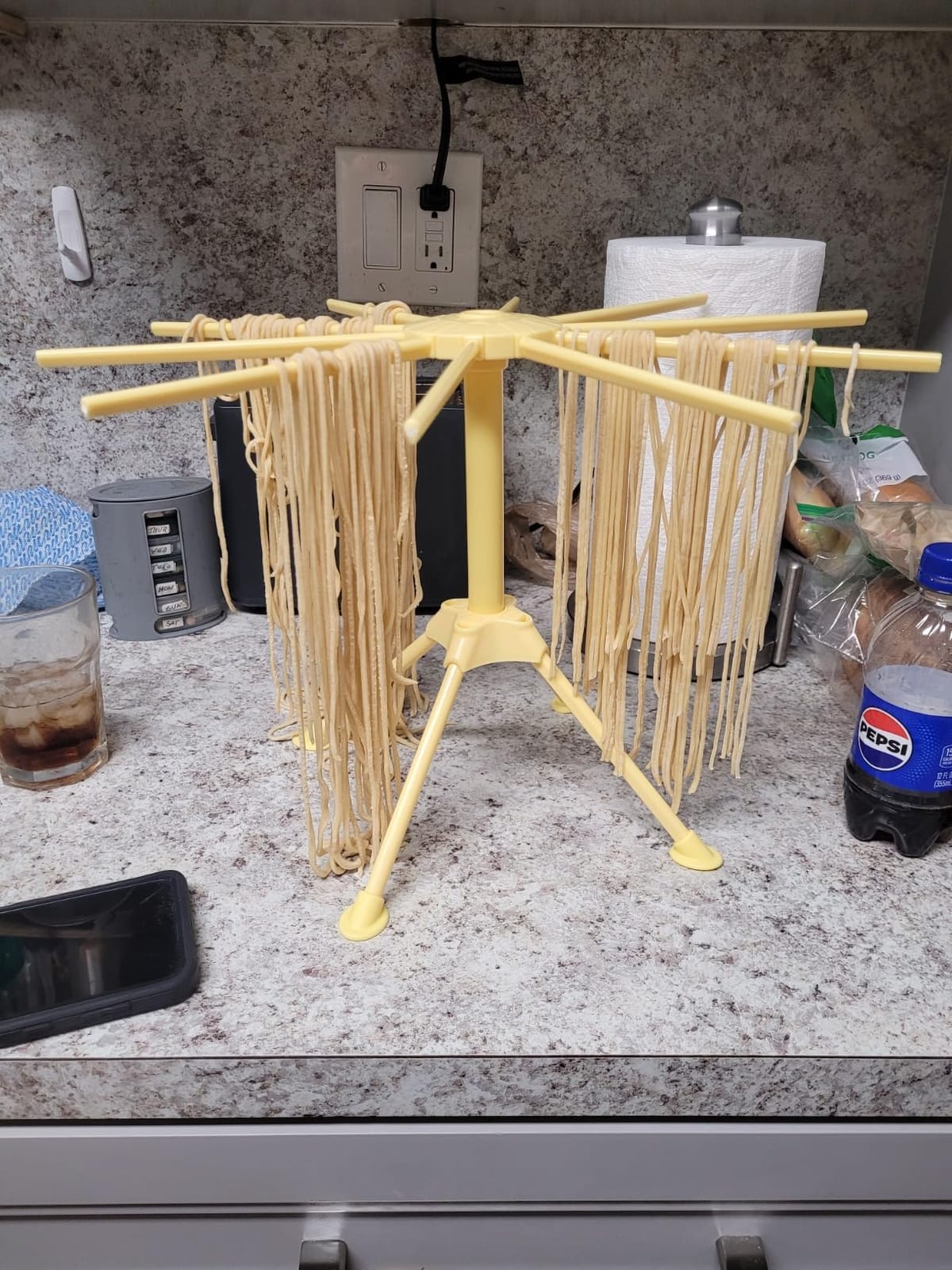 Manual Pasta Maker with Dryer - Multi-Pasta Stainless Steel Italian Flat Dough Machine with Adjustable Setting, Sharp Cutter, and Hand Crank - Fresh Homemade Noodles, Spaghetti, Lasagne | By VeoHome… customer photo 1