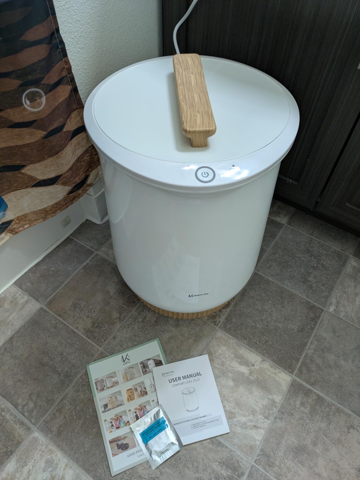 Keenray Bucket Style Towel Warmers, Luxury Bucket Towel Warmer, Large Towel Warmer for Bathroom, Auto Shut Off, Fits Up to Two 40