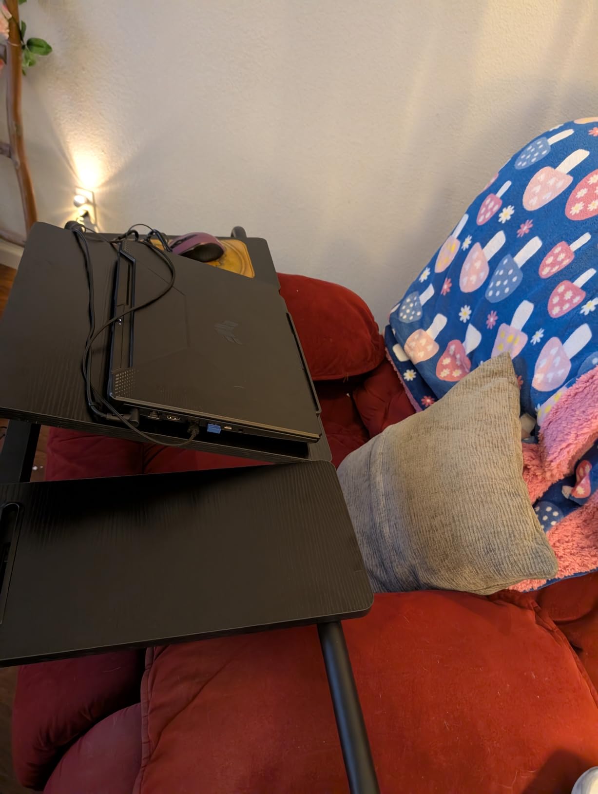 Overbed Laptop Cart Over The Bed Table with Wheels Adjustable Bed Hospital customer photo 1